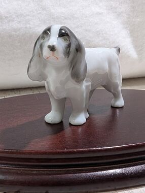 Vintage White & Black Spaniel Dog Porcelain Figurine EUC
